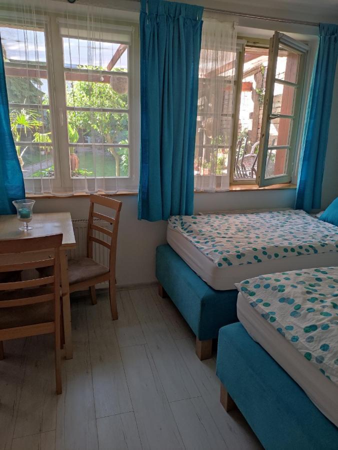Patak28 Apartmanok Sopron Esterno foto